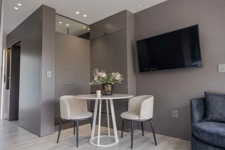 1 Bedroom Property for Sale in Tamboerskloof Western Cape
